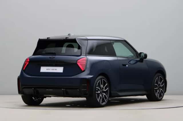 MINI Cooper (2026) thumbnail 9