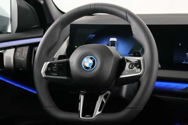 BMW X3 (2026) thumbnail 2