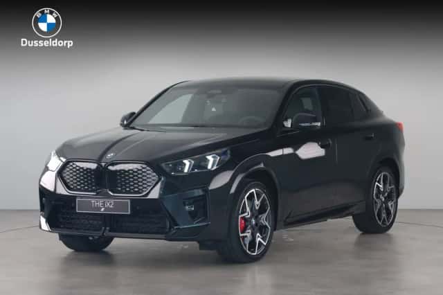 BMW iX2 (2026) thumbnail 1