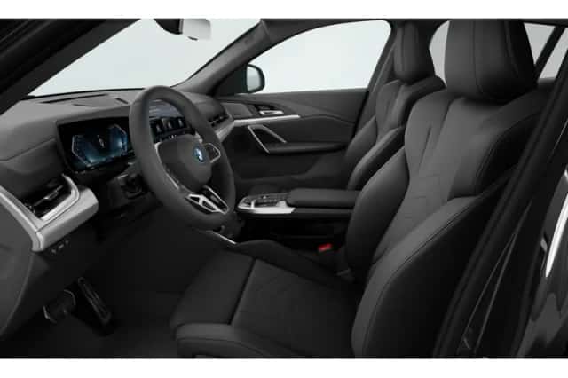 BMW iX2 (2026) thumbnail 3