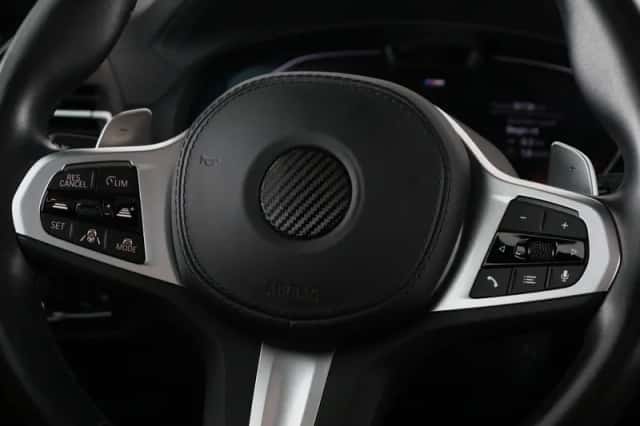 BMW X3 (2024) thumbnail 3