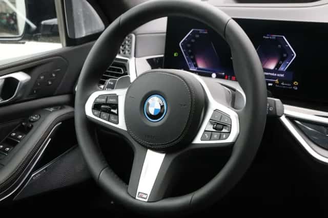 BMW X5 (2026) thumbnail 2