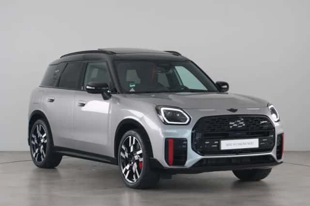 MINI Countryman (2024) thumbnail 3