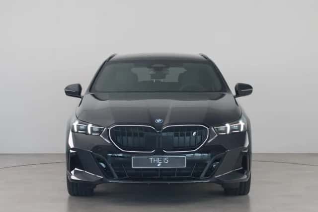 BMW i5 (2026) thumbnail 6