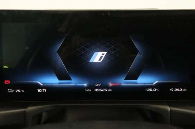 BMW i4 (2025) thumbnail 4