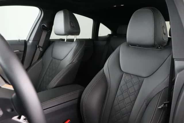 BMW i4 (2025) thumbnail 5