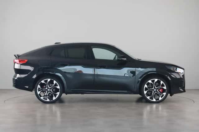 BMW X2 (2025) thumbnail 4