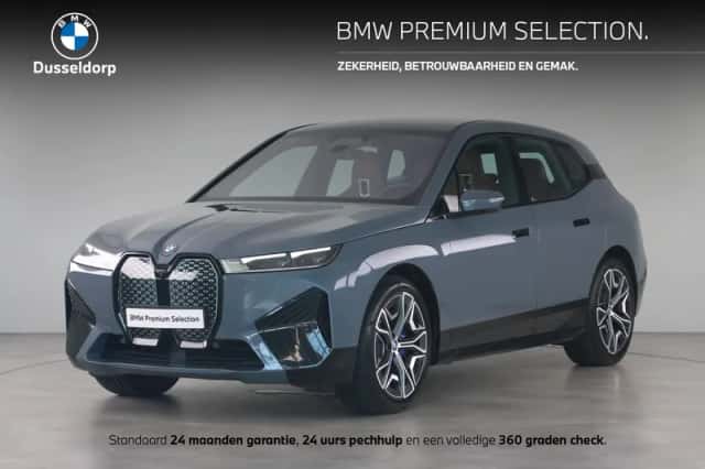 BMW iX (2021) thumbnail 1