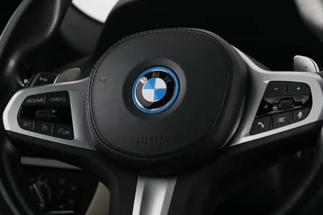 BMW 5-Serie (2023) thumbnail 3