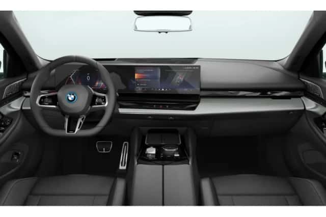 BMW i5 (2026) thumbnail 4
