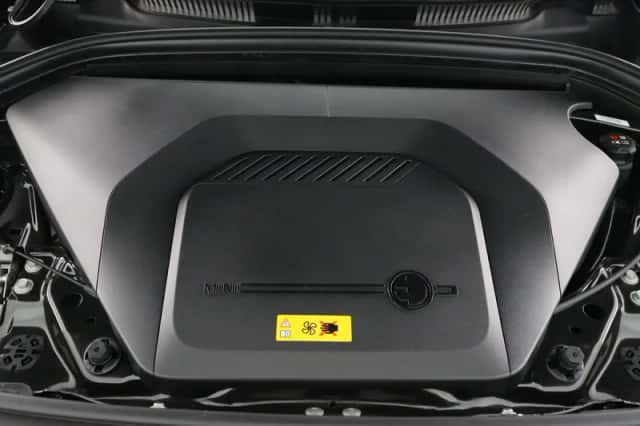 MINI Countryman (2024) thumbnail 5