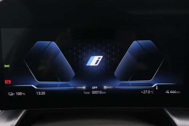 BMW iX1 (2026) thumbnail 4
