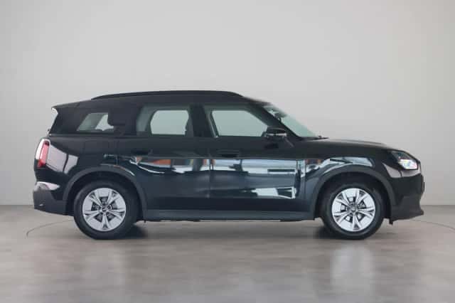 MINI Countryman (2024) thumbnail 6