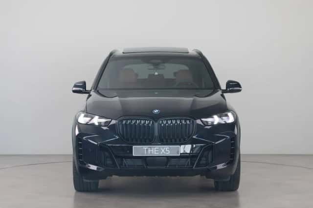 BMW X5 (2026) thumbnail 2