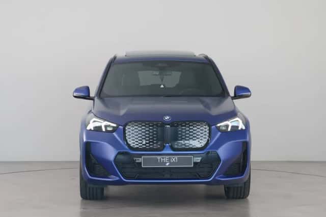 BMW iX1 (2026) thumbnail 2