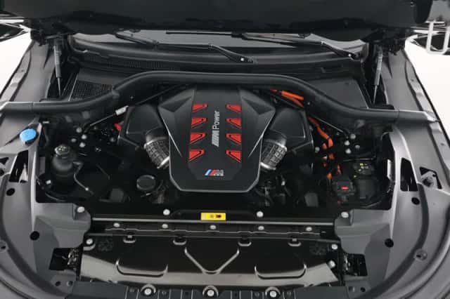 BMW XM (2023) thumbnail 6