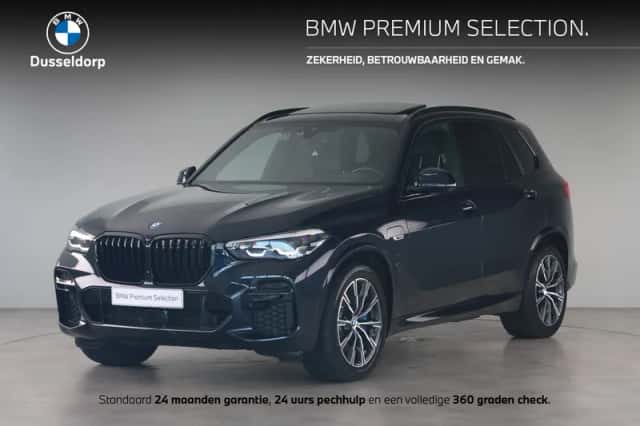 BMW X5 (2023) thumbnail 1