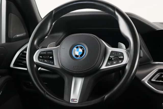 BMW X5 (2023) thumbnail 2