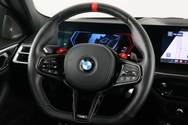 BMW M4 (2025) thumbnail 2