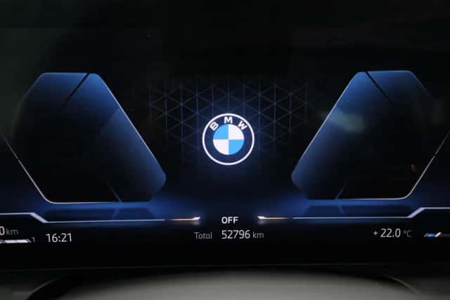 BMW X3 (2025) thumbnail 3