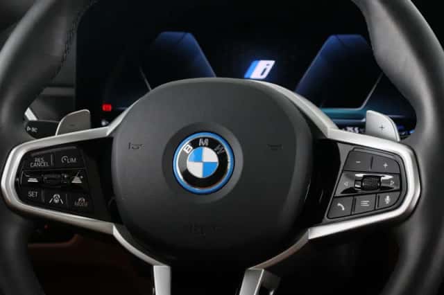 BMW 3-Serie (2025) thumbnail 3