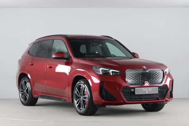 BMW iX1 (2026) thumbnail 3