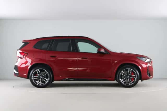 BMW iX1 (2026) thumbnail 4