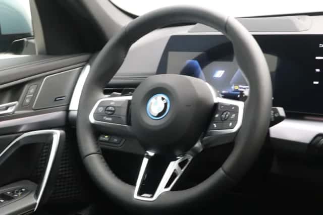 BMW X1 (2026) thumbnail 2