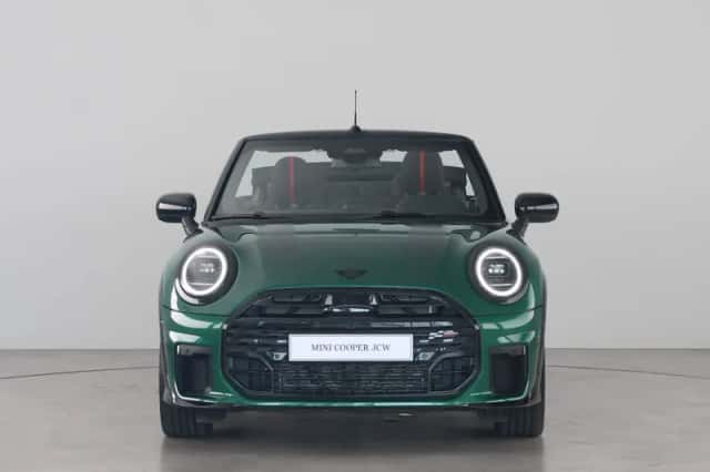 MINI Cabrio (2026) thumbnail 3