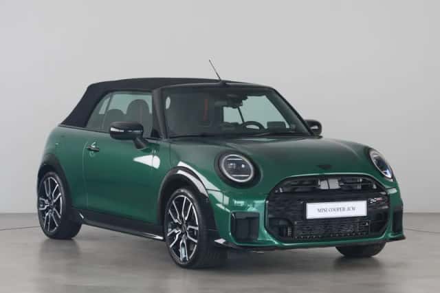 MINI Cabrio (2026) thumbnail 4