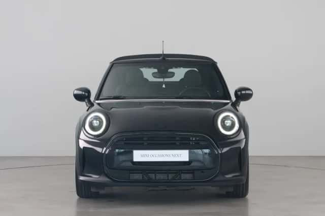 MINI Cabrio (2022) thumbnail 5