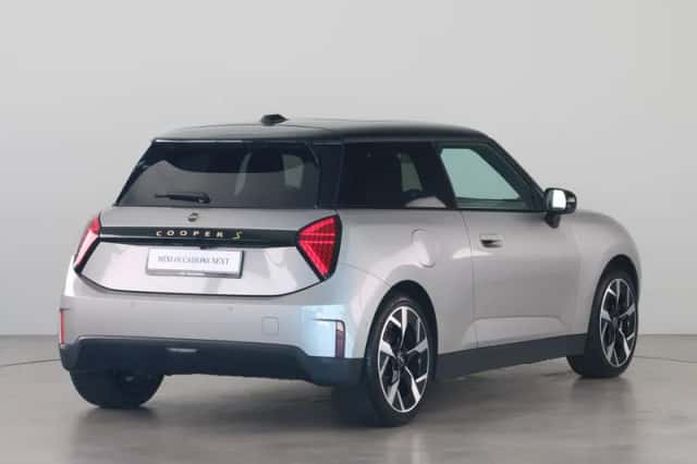 MINI Cooper (2025) thumbnail 5