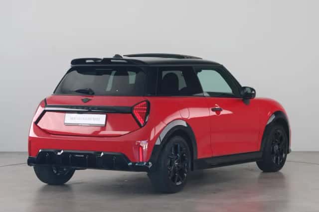 MINI Cooper (2025) thumbnail 5