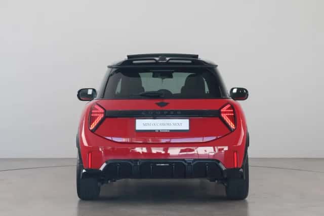 MINI Cooper (2025) thumbnail 6