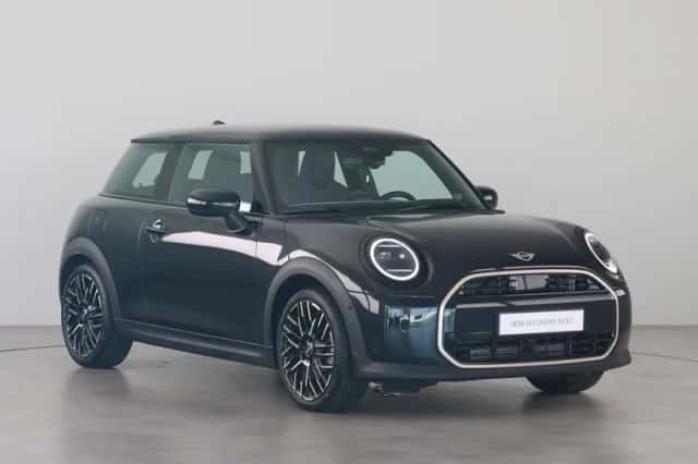 MINI Cooper (2025) thumbnail 3