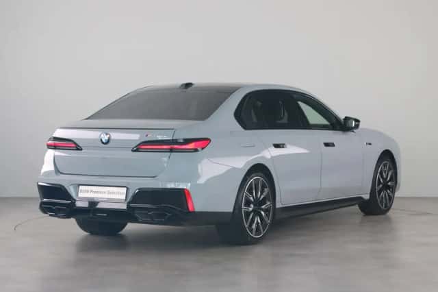 BMW 7-Serie (2025) thumbnail 5