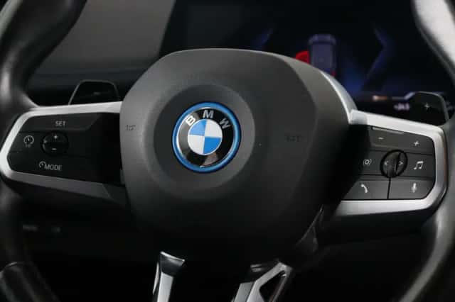 BMW X1 (2023) thumbnail 3