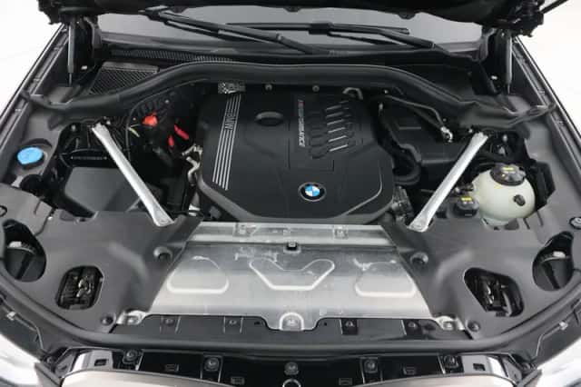 BMW X4 (2020) thumbnail 5