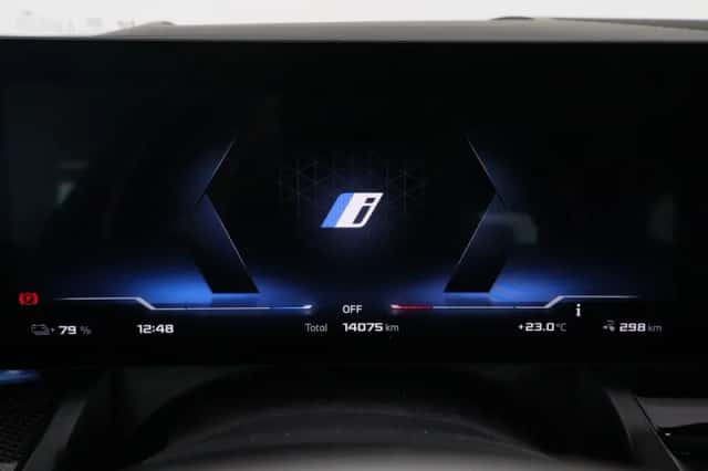 BMW i5 (2025) thumbnail 4