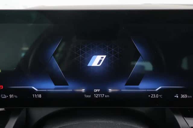 BMW i5 (2025) thumbnail 4