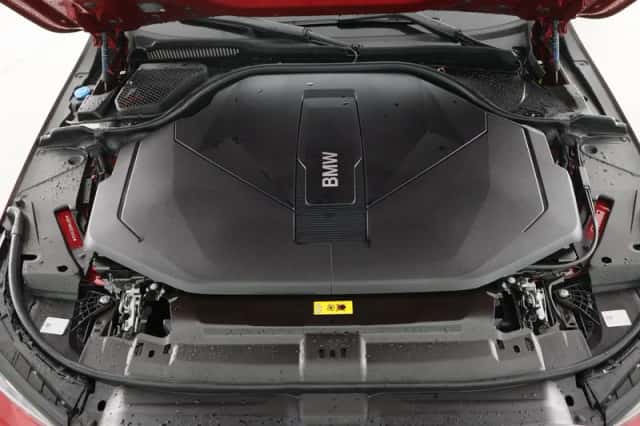 BMW i5 (2025) thumbnail 5