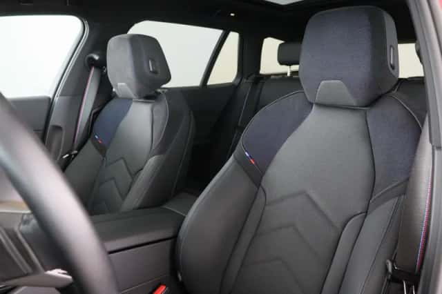 BMW i5 (2025) thumbnail 6