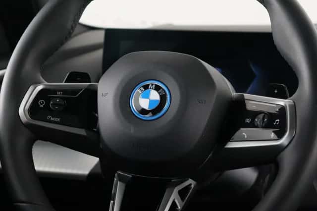 BMW 5-Serie (2025) thumbnail 3