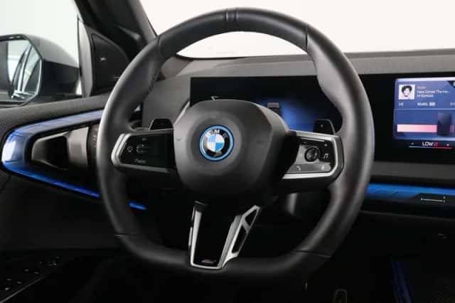 BMW X3 (2026) thumbnail 2
