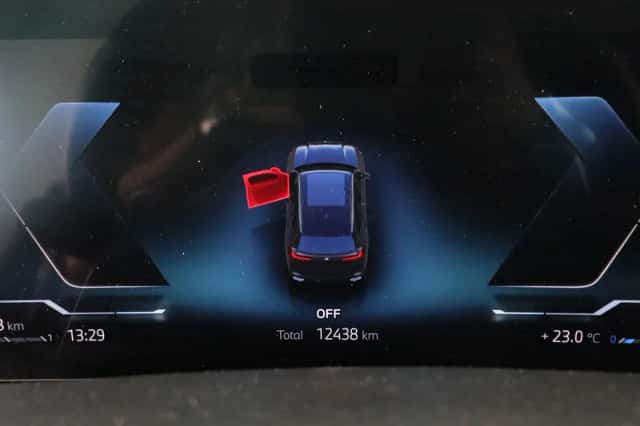 BMW X5 (2025) thumbnail 3