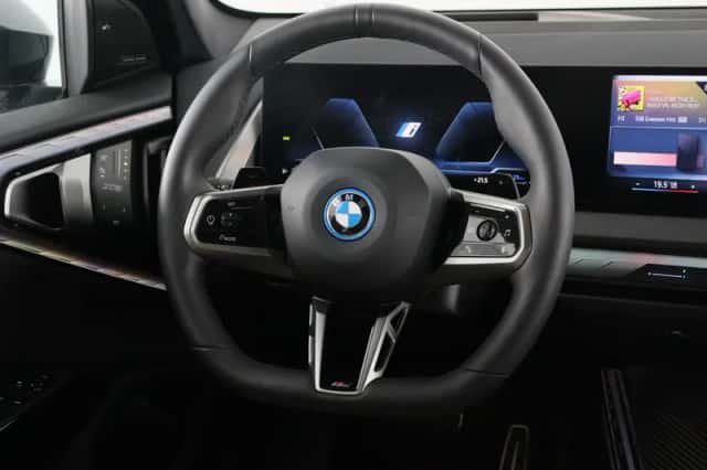 BMW X3 (2026) thumbnail 2