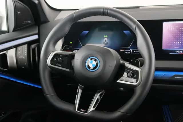 BMW X3 (2026) thumbnail 2