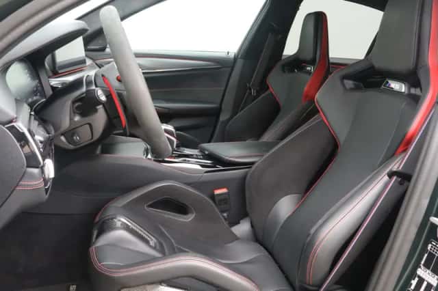 BMW M5 (2022) thumbnail 5