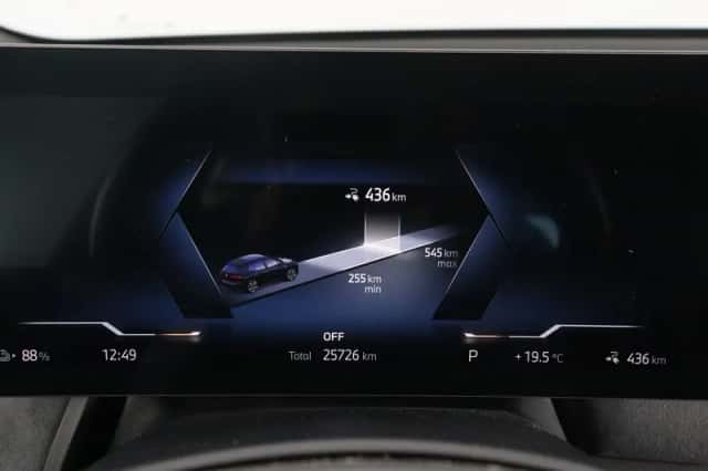 BMW iX (2026) thumbnail 4
