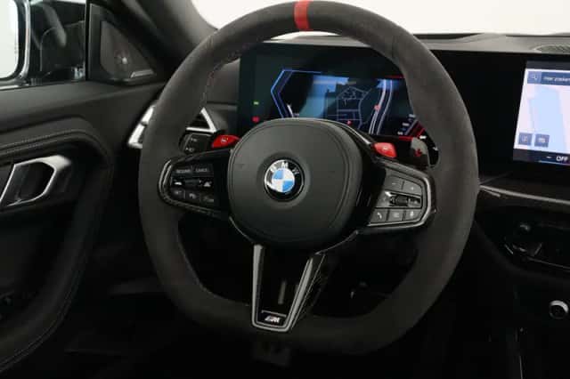 BMW M2 (2025) thumbnail 2